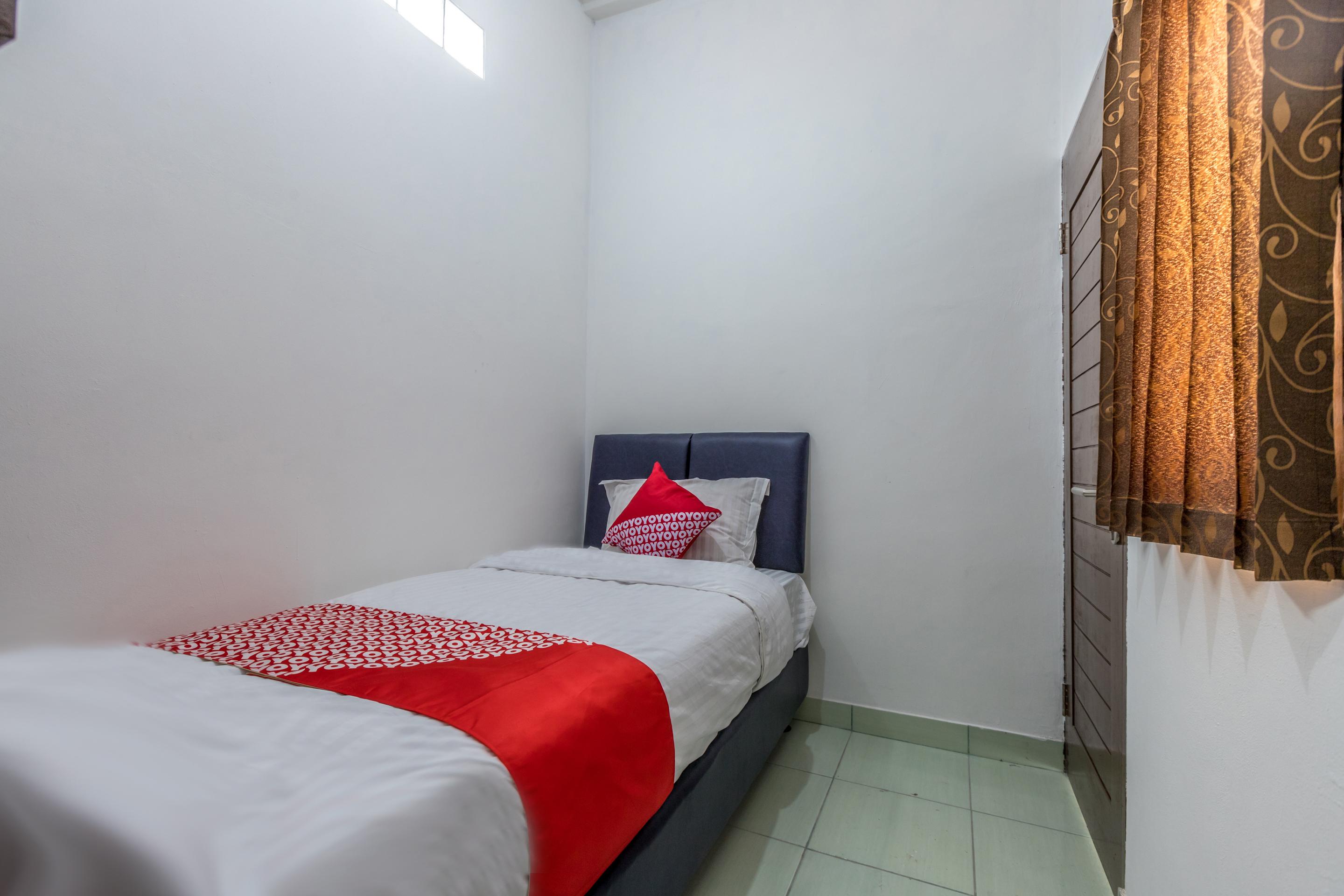 Super Oyo 1487 Residence Khoe Jakarta Bagian luar foto