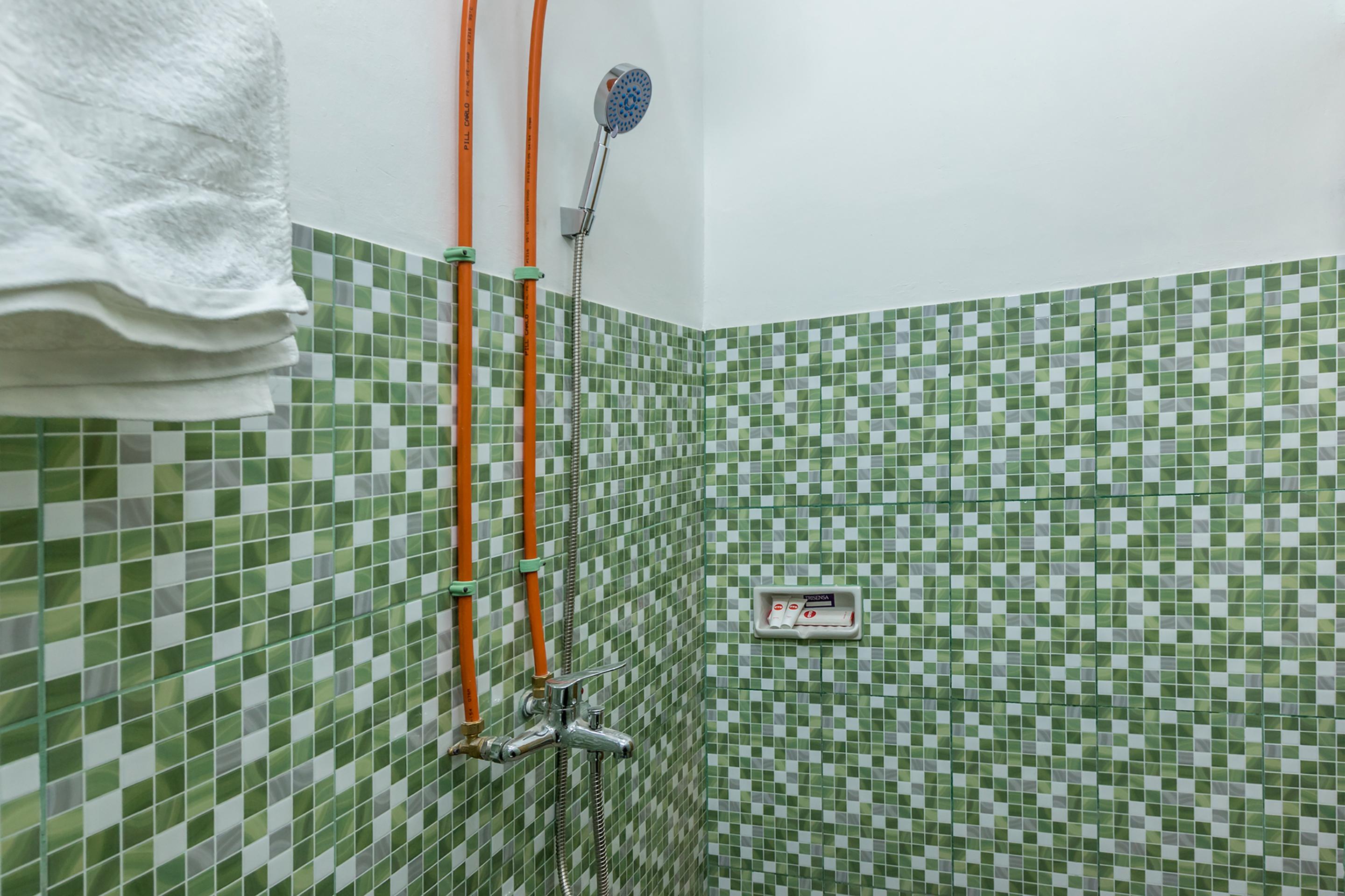 Super Oyo 1487 Residence Khoe Jakarta Bagian luar foto