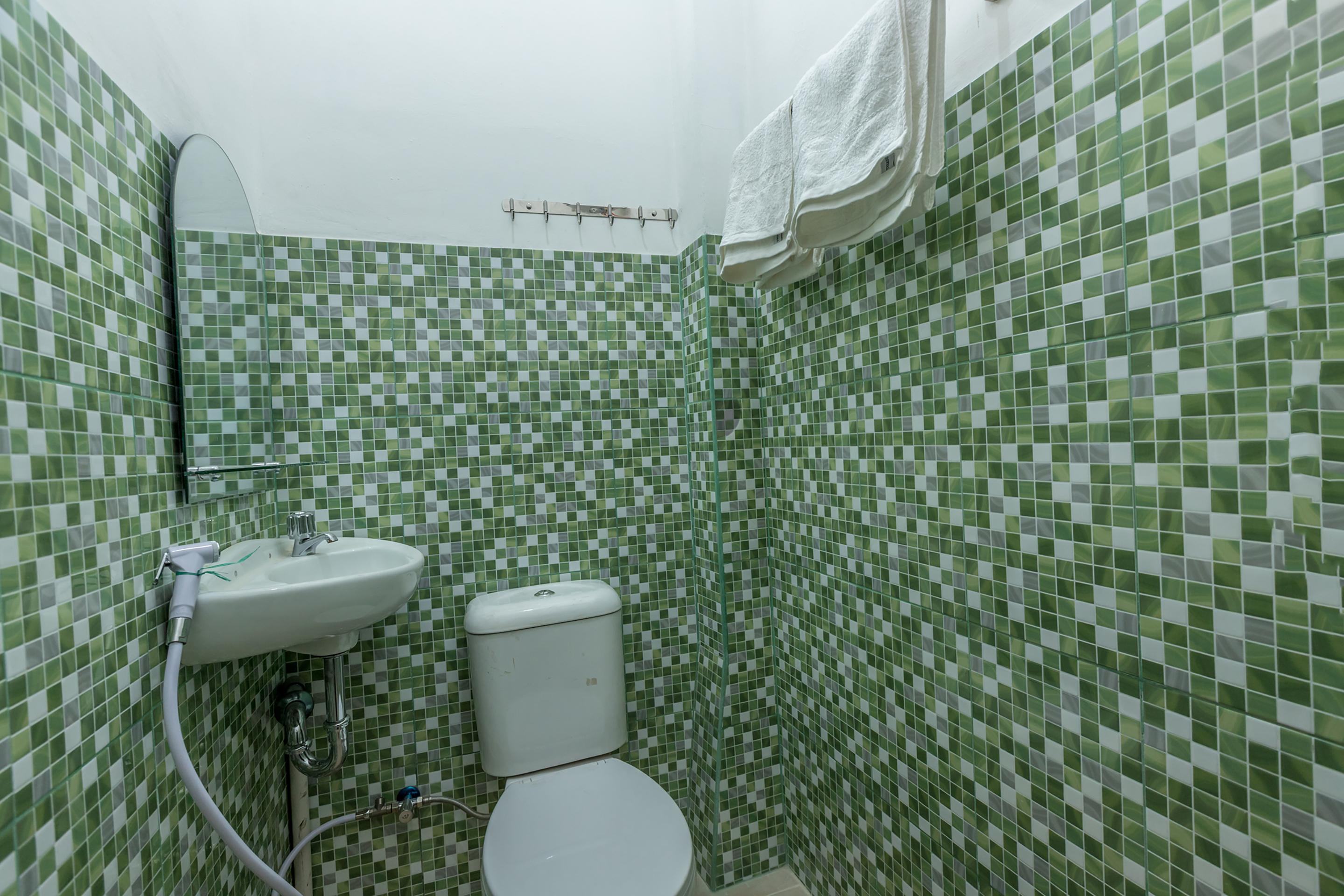Super Oyo 1487 Residence Khoe Jakarta Bagian luar foto