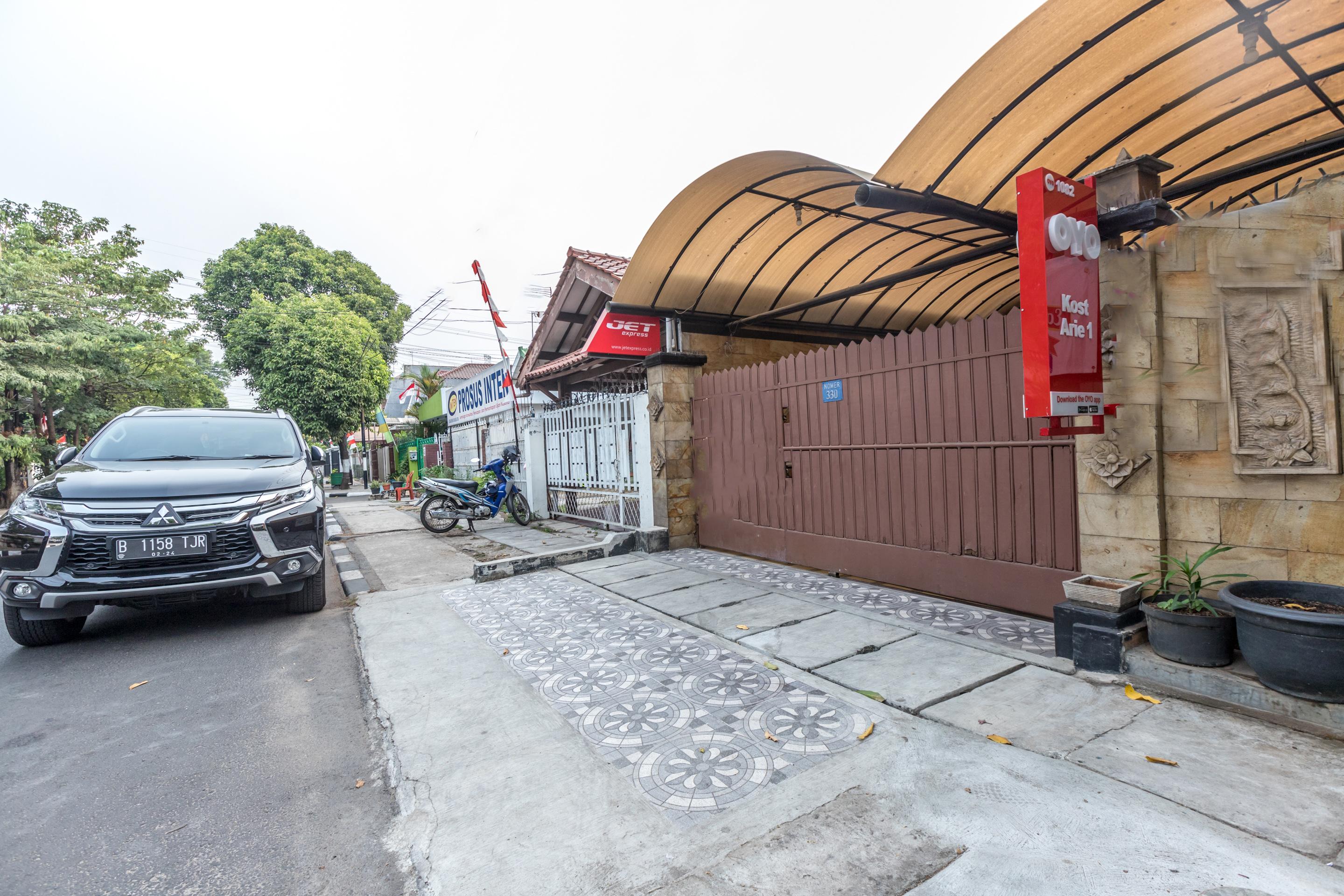 Super Oyo 1487 Residence Khoe Jakarta Bagian luar foto