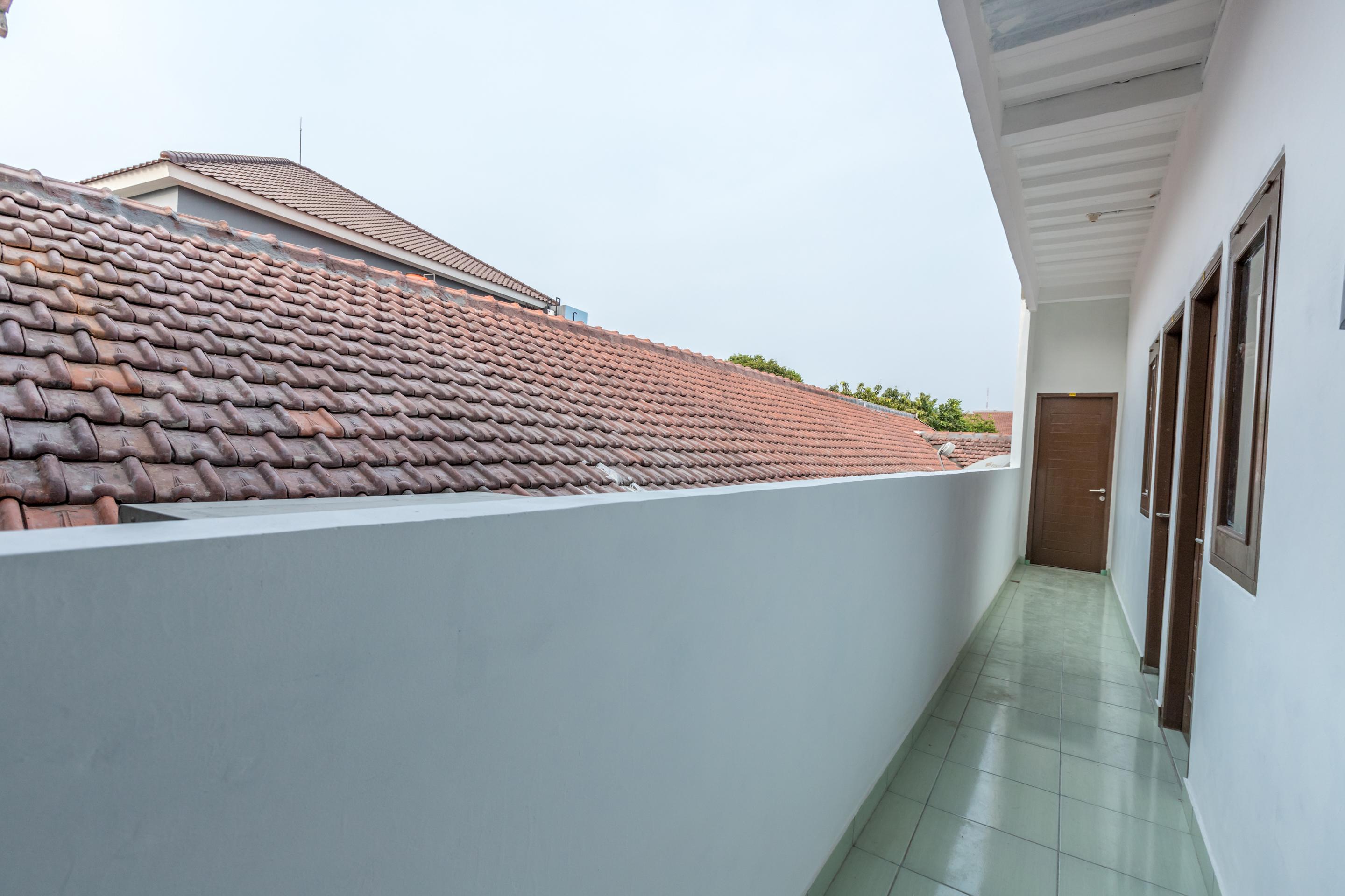 Super Oyo 1487 Residence Khoe Jakarta Bagian luar foto