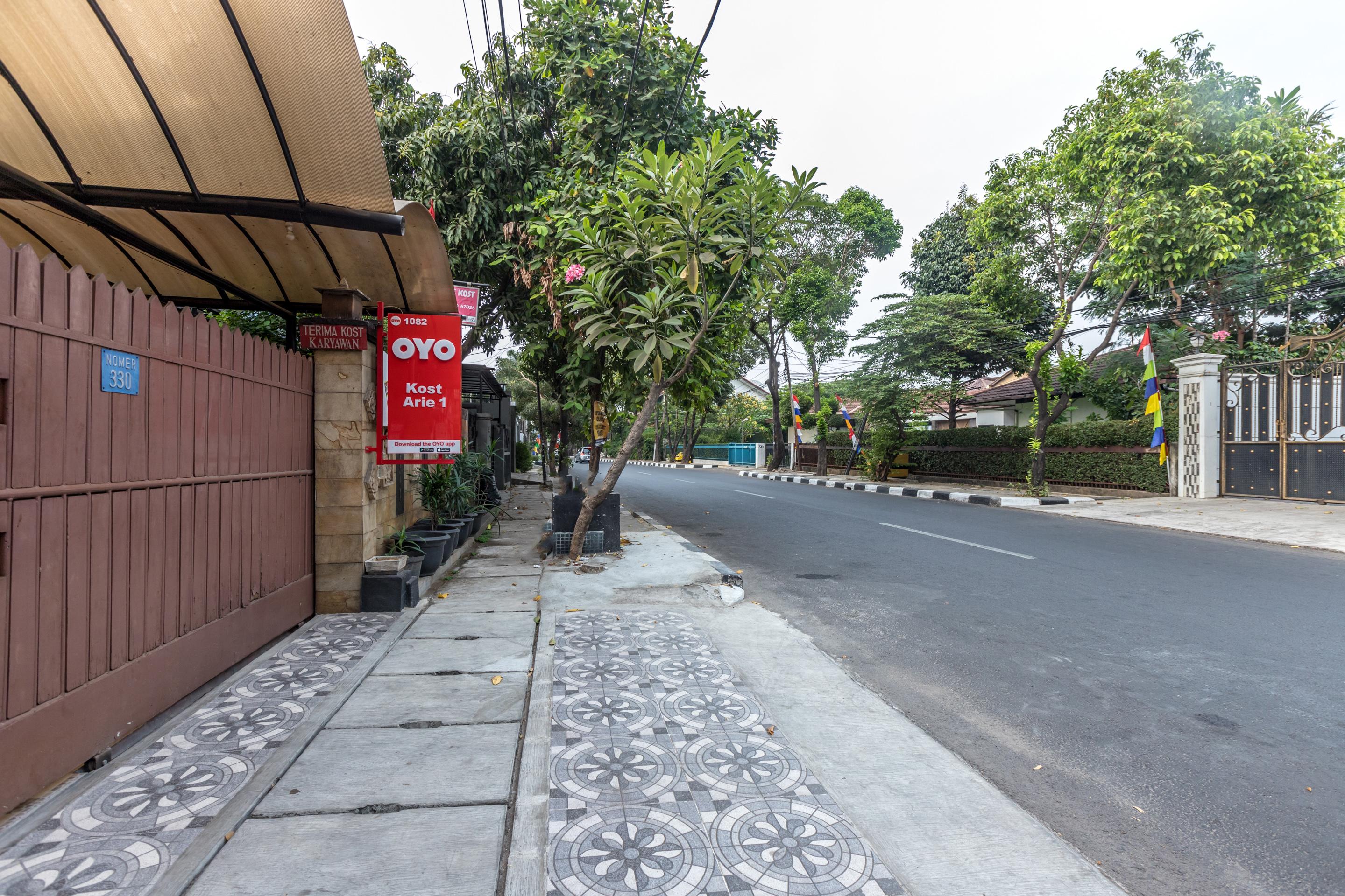 Super Oyo 1487 Residence Khoe Jakarta Bagian luar foto