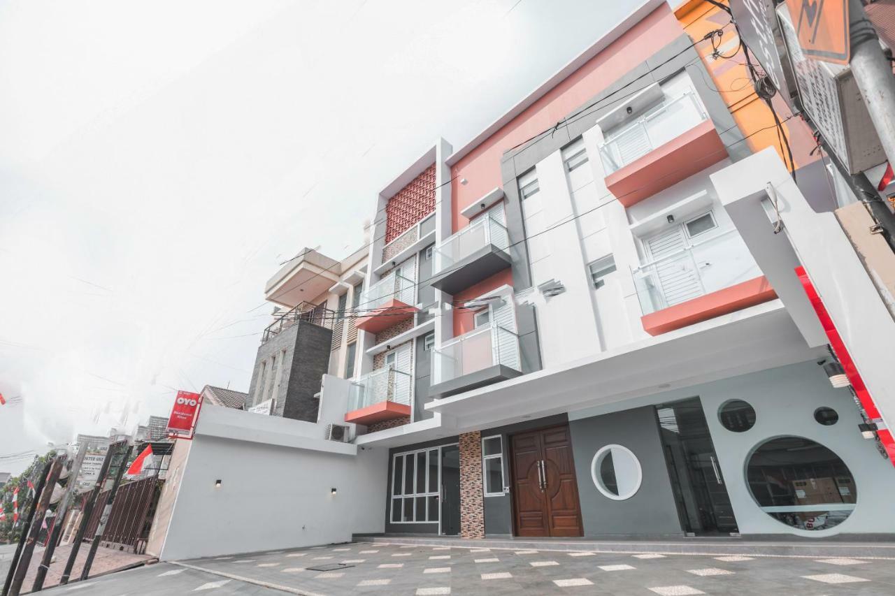 Super Oyo 1487 Residence Khoe Jakarta Bagian luar foto